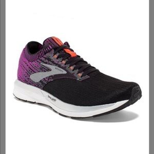 Brooks Black & Purple Ricochet Sneaker - Women 9.5